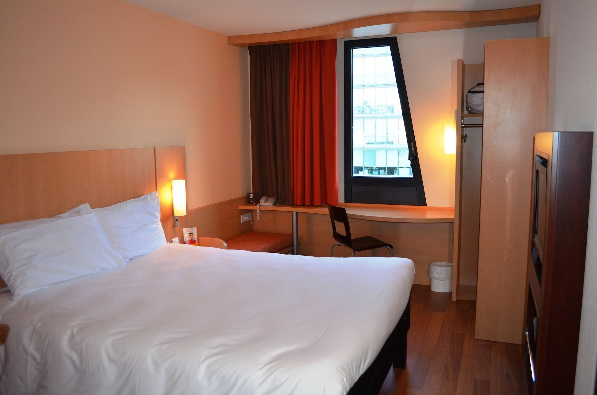 Hotel Ibis Marseille Centre Euromed Exteriér fotografie