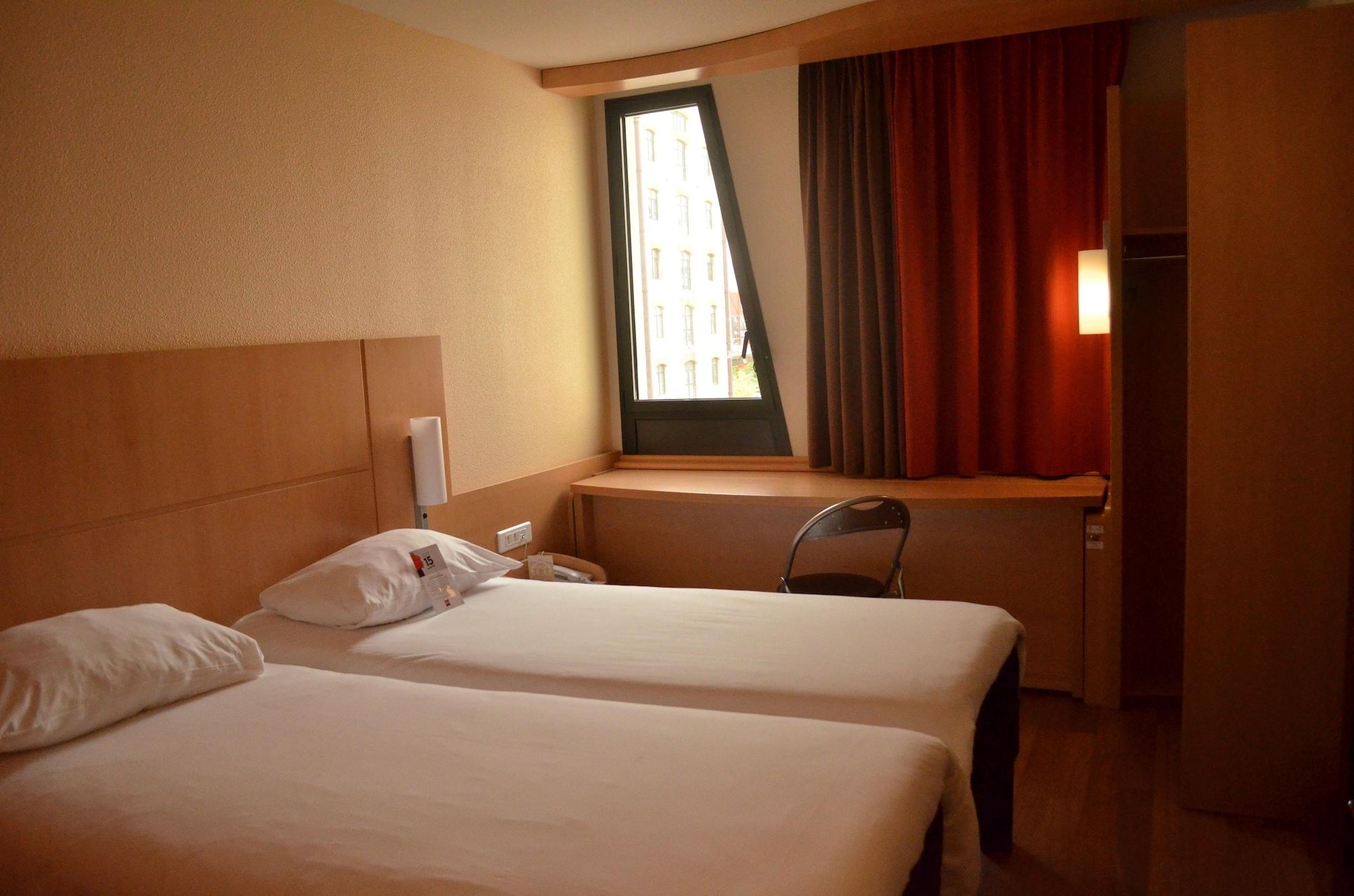 Hotel Ibis Marseille Centre Euromed Exteriér fotografie