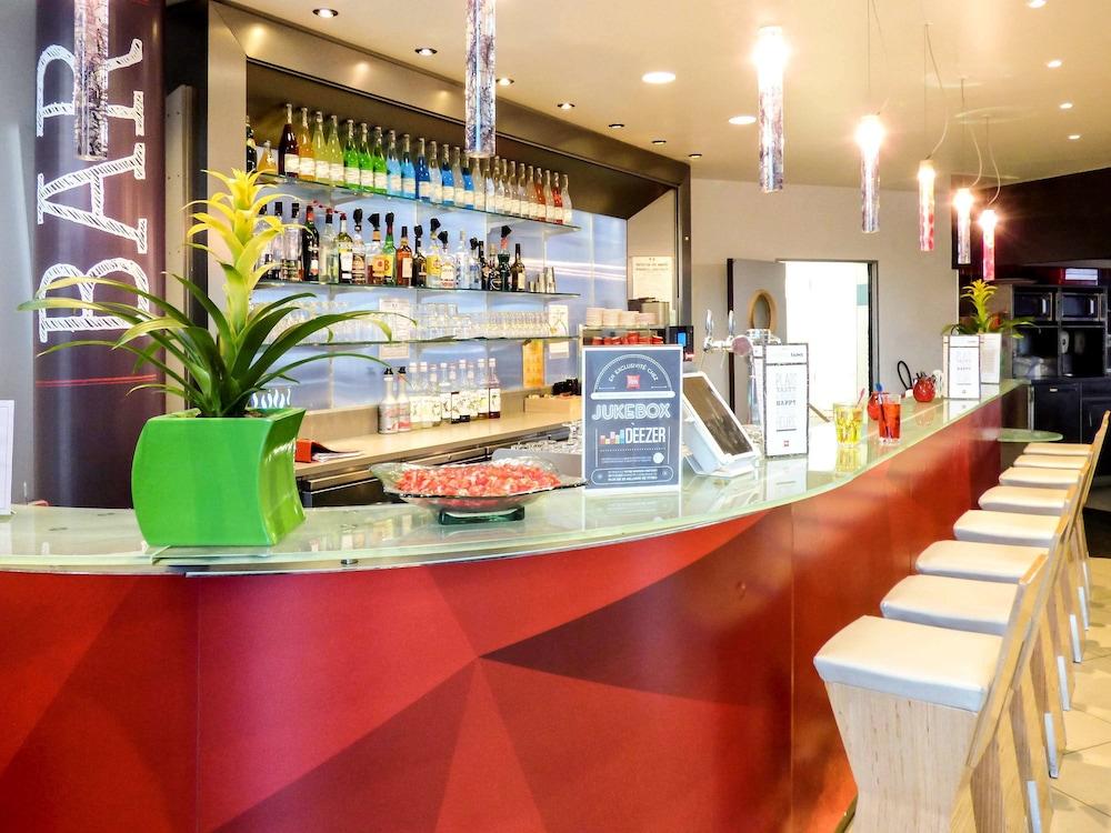 Hotel Ibis Marseille Centre Euromed Exteriér fotografie